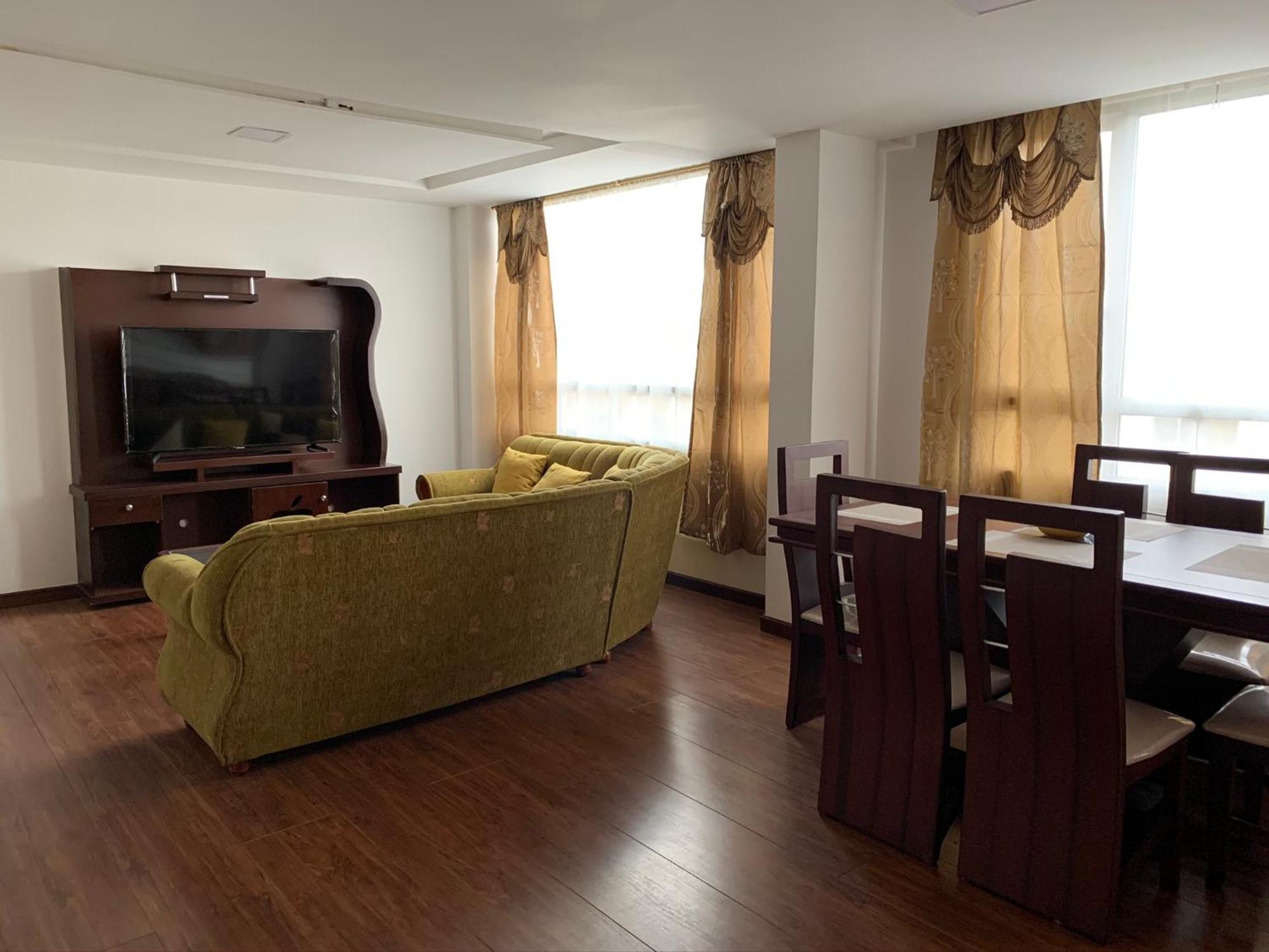 Instant Hotel - Departamento En Ambato Buitenkant foto