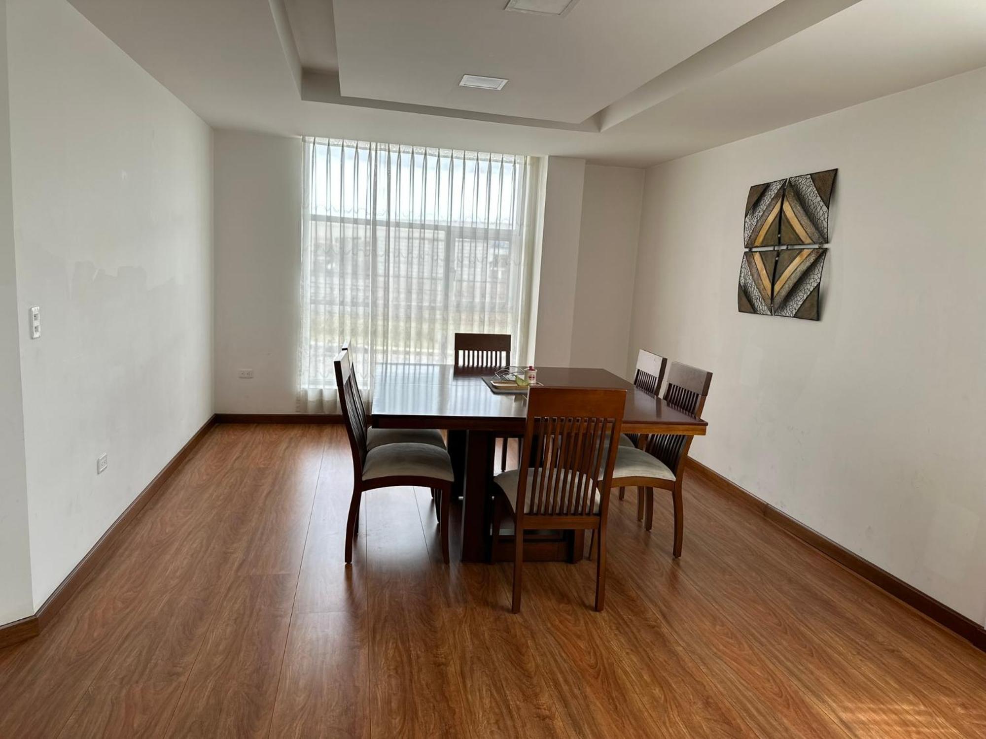 Instant Hotel - Departamento En Ambato Buitenkant foto