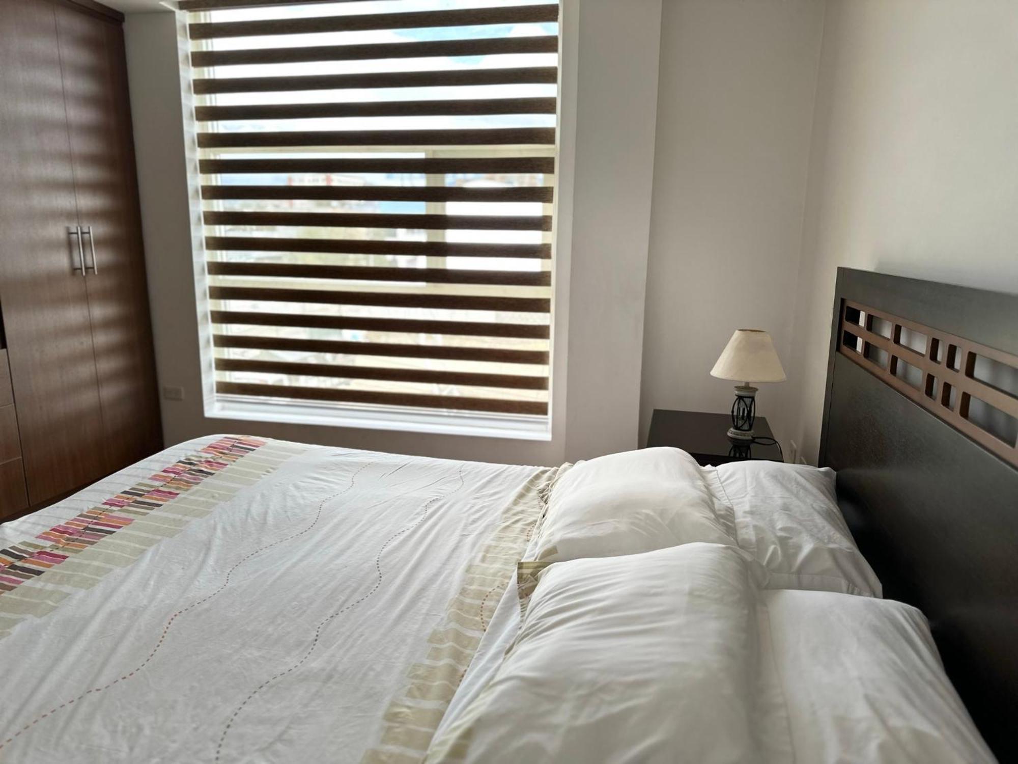Instant Hotel - Departamento En Ambato Buitenkant foto